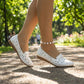 Mocassins rasos femininos com padrão floral, recortados e respiráveis