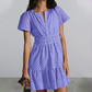 Vestido feminino com decote em V, manga curta e aberturas