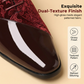 Sapatos sociais com detalhes contrastantes