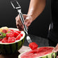 💥PROMOÇÃO: Compre 1 e ganhe 1 grátis🔥🍉 Preparação de fruta sem esforço✨ Cortador e garfo de fruta 2 em 1 – Para servir fruta de forma rápida e fácil!
