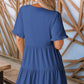 Vestido feminino com decote em V e babados em camadas