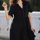 Vestido feminino com decote em V e babados em camadas