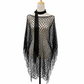 Poncho feminino em rede com aberturas e borla