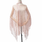 Poncho feminino em rede com aberturas e borla