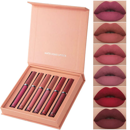Batom Matte - Fusão Instantânea - Abraçando o Charme do 2 em 1